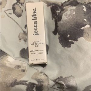 Jecca Blac liquid corrector 2.0 BNIB